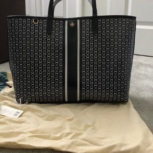 Tory Burch Black Gemini Link Tote Bag